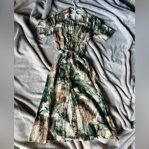 Linen dress with unique print